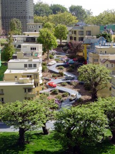 Lombard Street (Lego Style)
