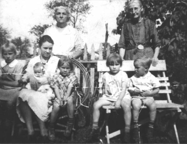 Fitzgerald Family, circa 1939 in Lake County, Indiana Fitzgerald Family, circa 1939 in Lake County, Indiana