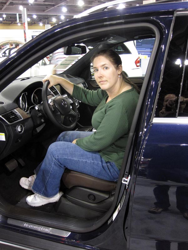 Inside My Dream Car - 2012 Mercedes Benz ML350 at the Phoenix International Auto Show (Thanksgiving 2011)